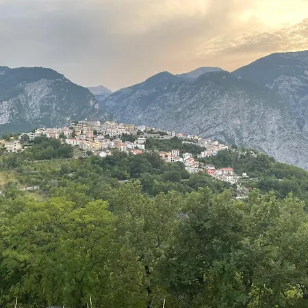 Parco Della Majella - Casa Sul Lago - Appartamento Glicine - Terrazza Sul Lago